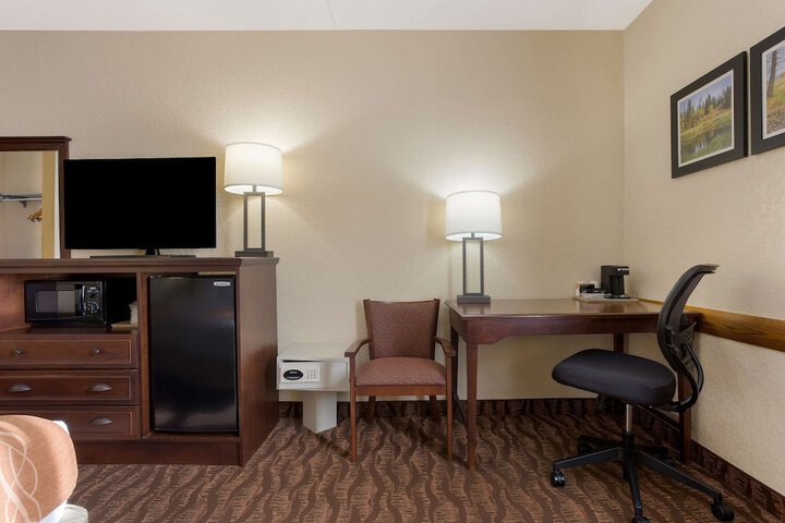 Room 41 of 57