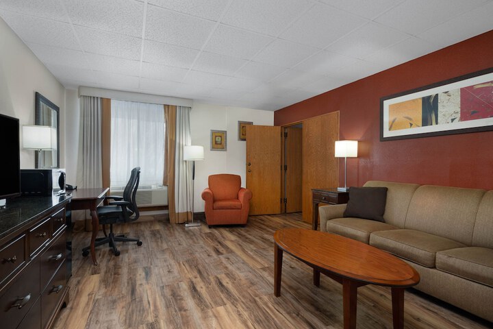 Room 46 of 90