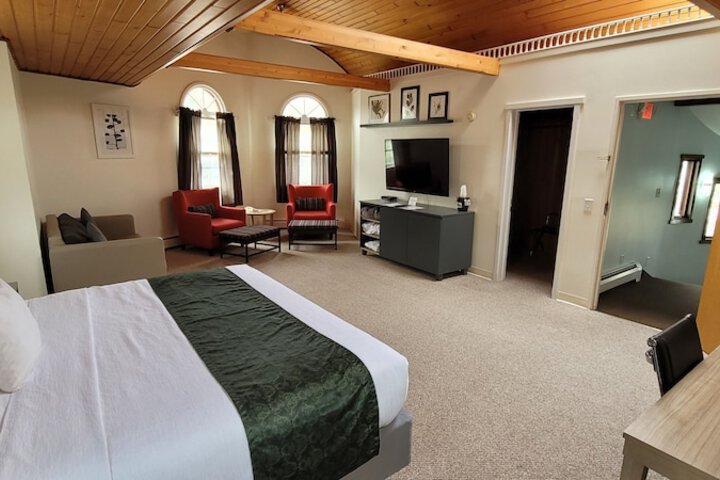 Room 29 of 42