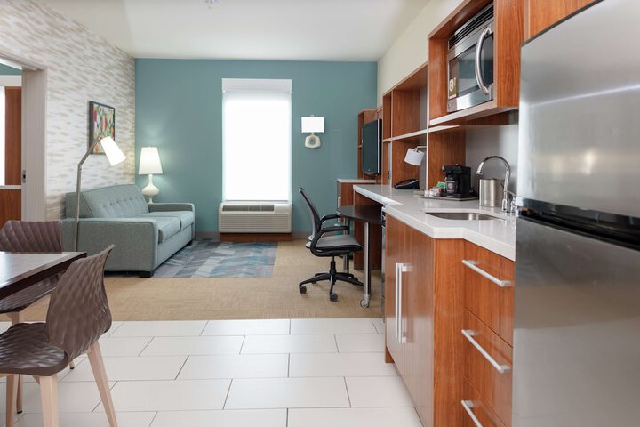 Room 8 of 26