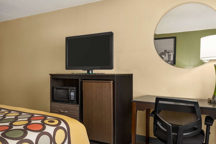 Room 11 of 45
