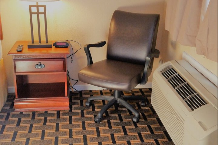 Room 77 of 126