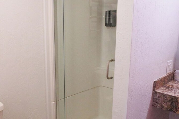 Room 7 of 17