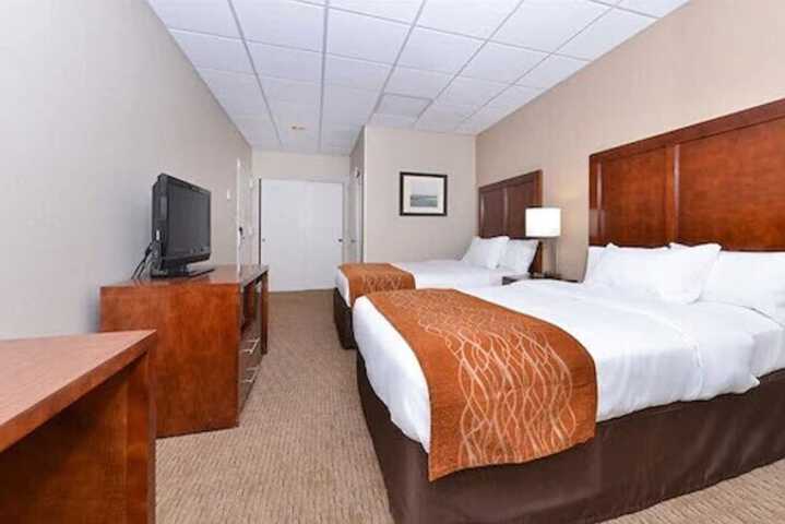 Room 43 of 59