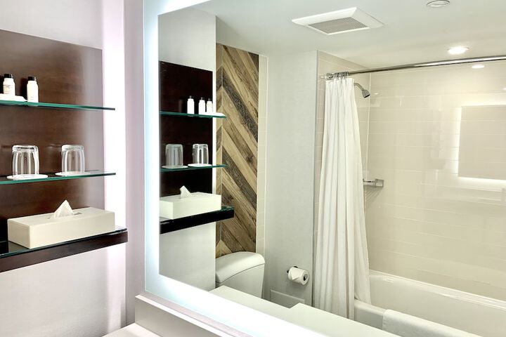 Delta Hotels by Marriott Sherbrooke Conference Centre
