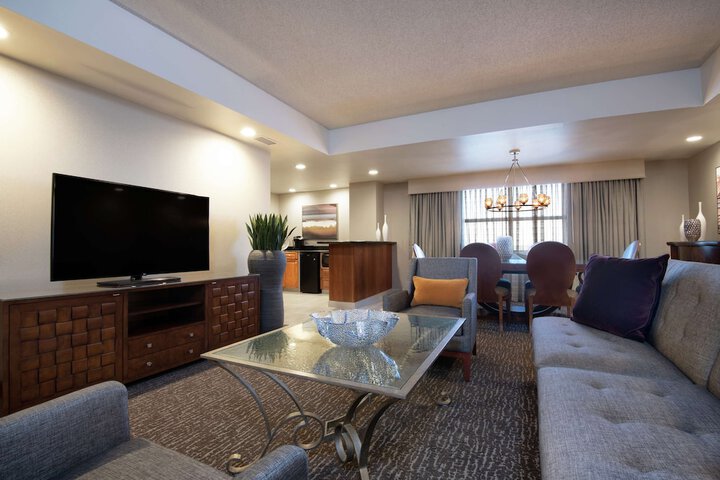 Embassy Suites Northwest Arkansas - Hotel Spa & Convention