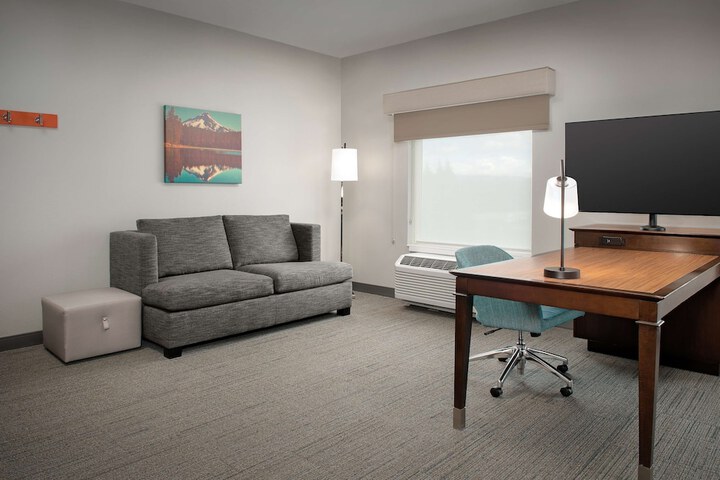 Room 14 of 34