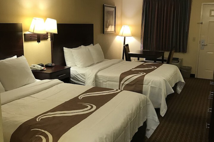 Room 11 of 20