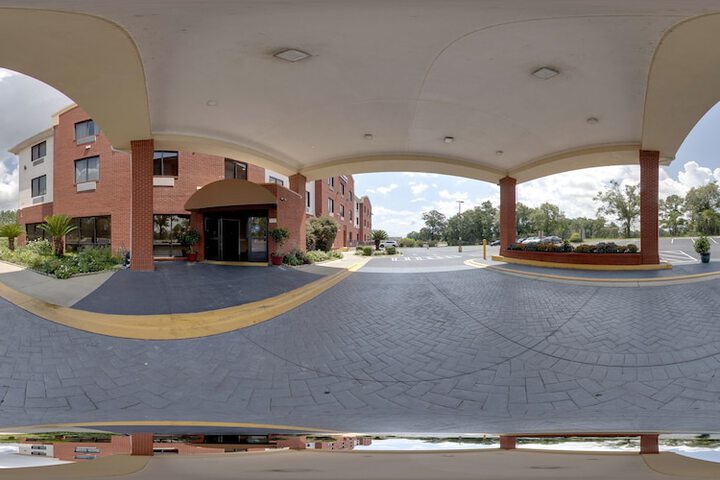 Hotel 2 of 48
