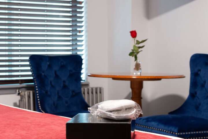 Room 47 of 60