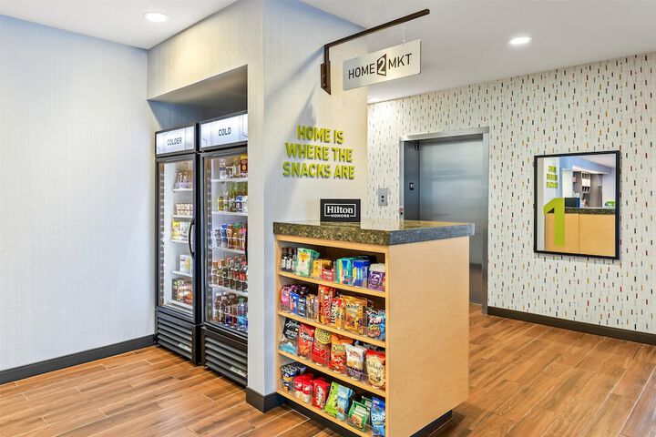 Home2 Suites by Hilton Youngstown West / Austintown