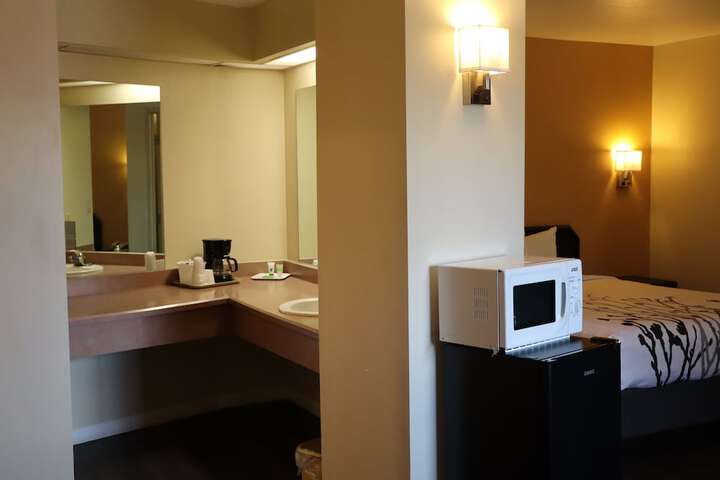 Room 9 of 45