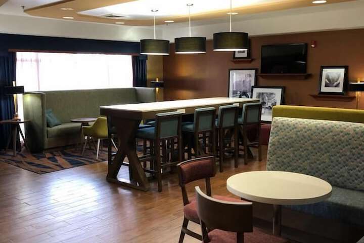 Hampton Inn Hutchinson