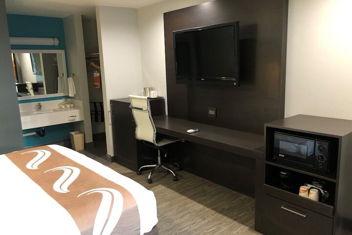Room 6 of 21