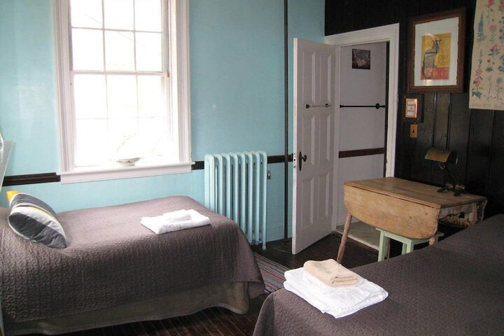 Higganum House B & B