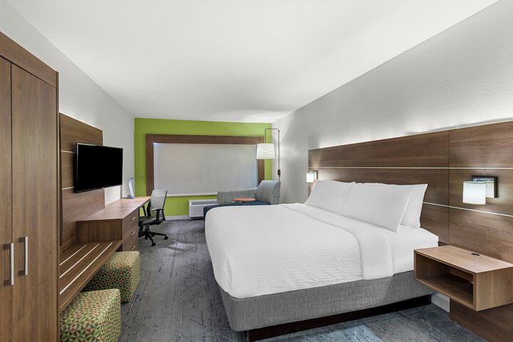 Room 14 of 31