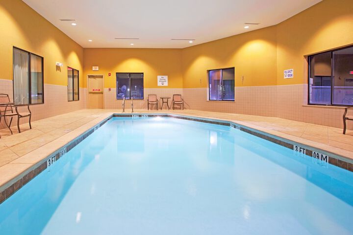 Pool 4 of 31