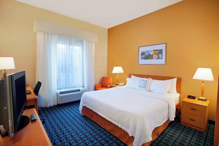 Room 10 of 22