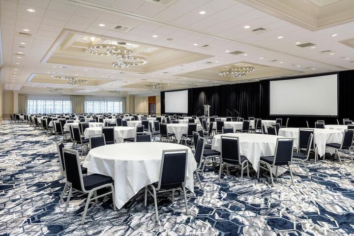 DoubleTree by Hilton San Jose
