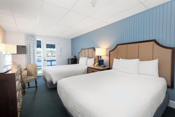 Boothbay Harbor Inn