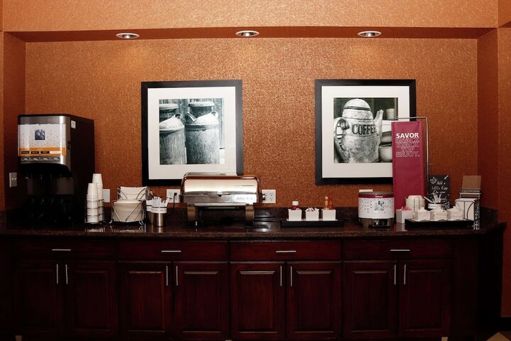 Breakfast/Coffee Service 24 of 31