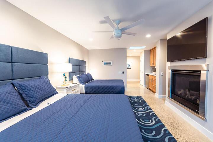 Baywood Inn Bed & Breakfast
