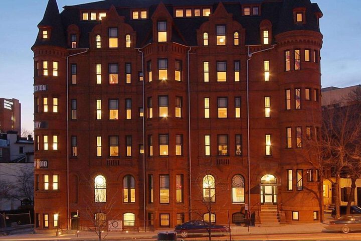 Hotel 4 of 27