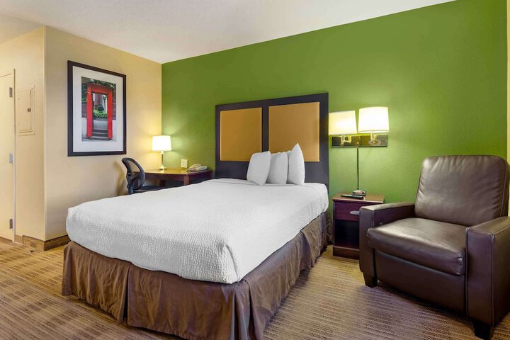 Room 21 of 26