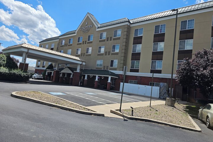 Country Inn & Suites by Radisson Hagerstown, MD