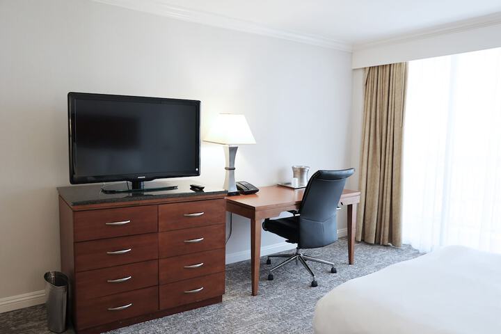 Room 8 of 45