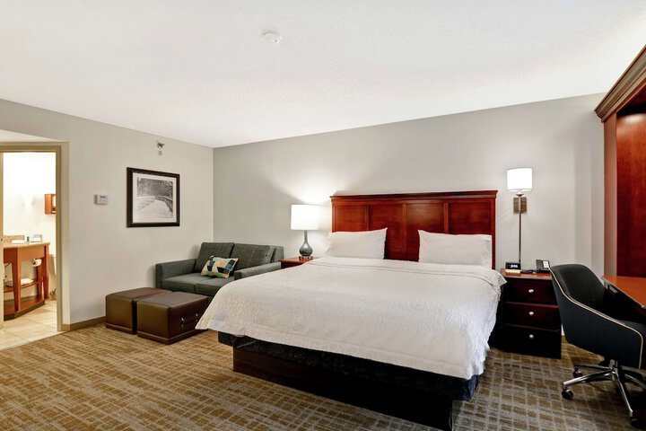 Room 26 of 41
