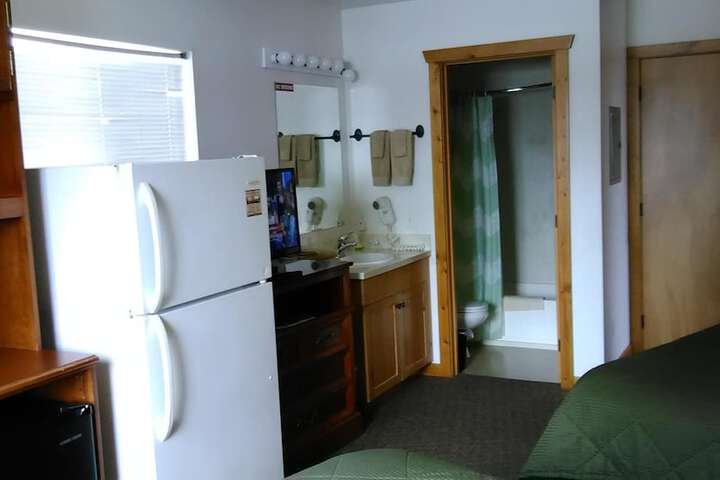 Room 33 of 41