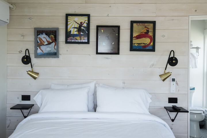 Room 16 of 47
