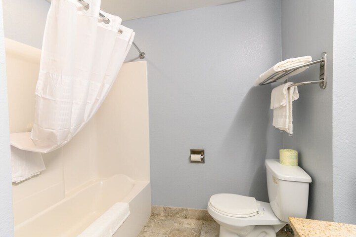 Quality Inn Bourne - Cape Cod