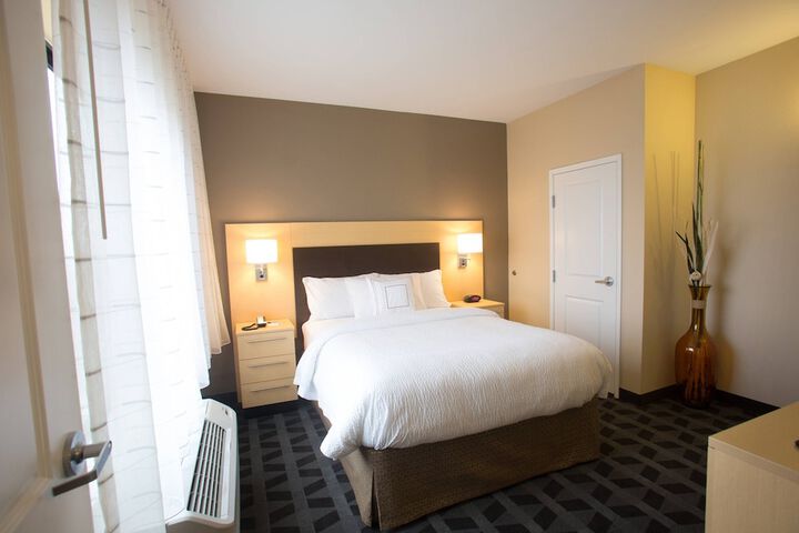 Room 15 of 29
