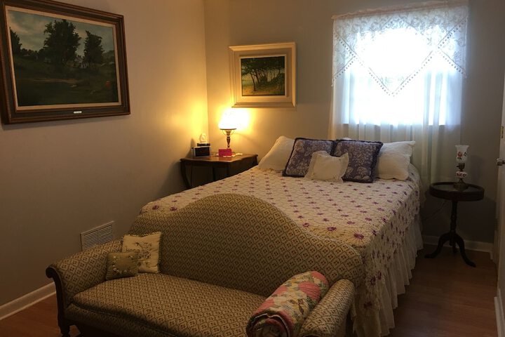 Room 43 of 63