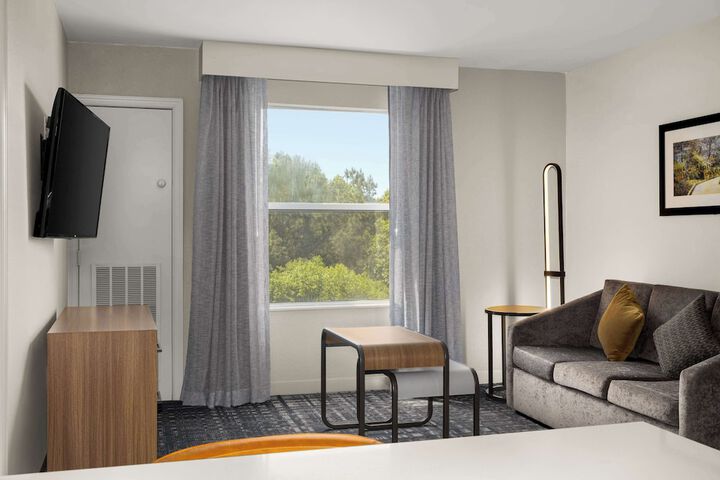 Room 20 of 50