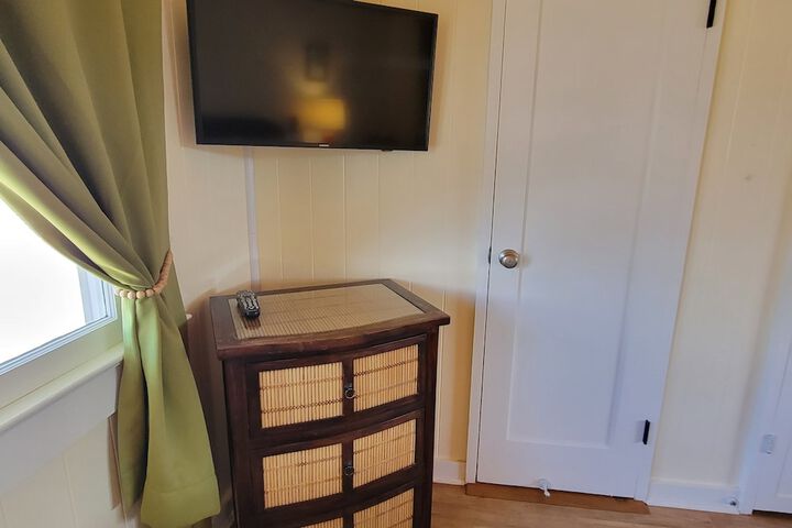 Room 13 of 31