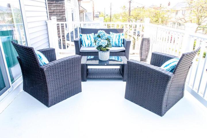 Lux 3 Bd - Perfect & Parking & Massive Patio