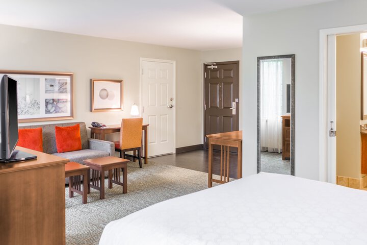 Staybridge Suites Kansas City - Independence by IHG