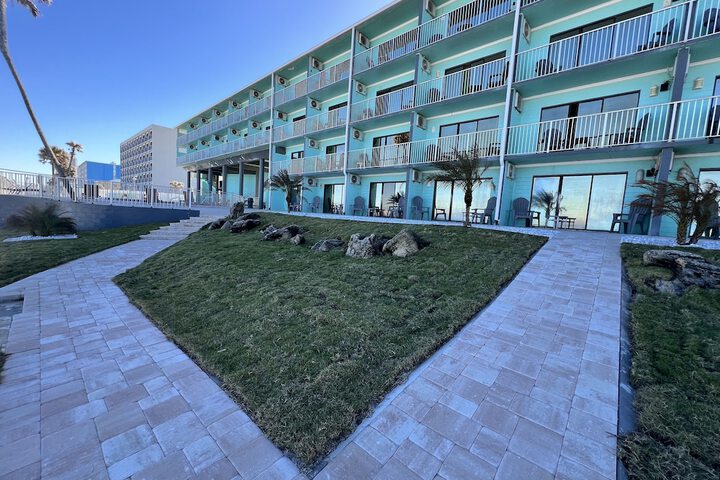 Hotel 7 of 39