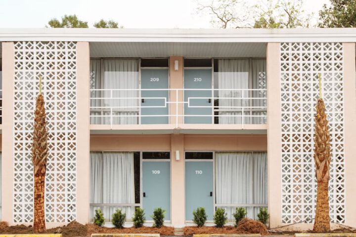Hotel 3 of 48