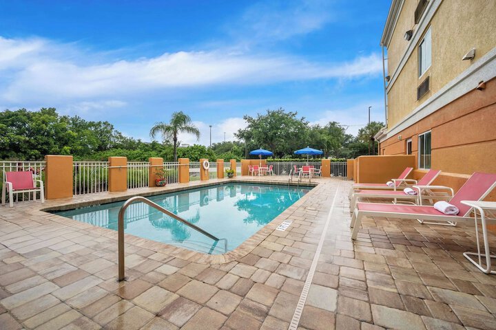 Pool 3 of 34