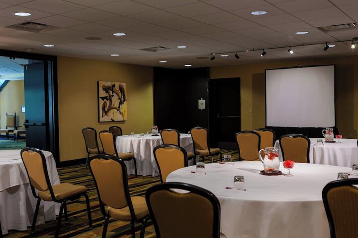 Marriott Greensboro Airport
