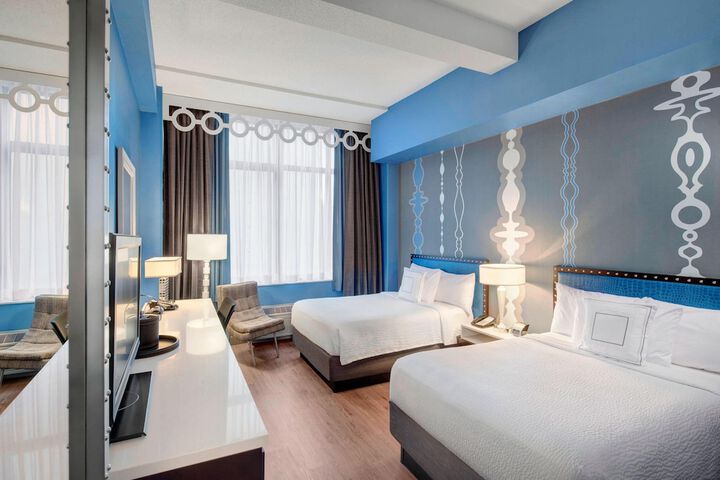 Room 9 of 19