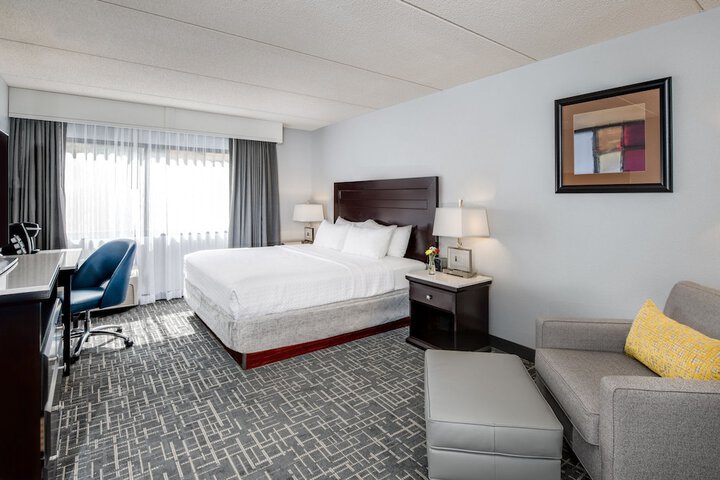 Room 52 of 93