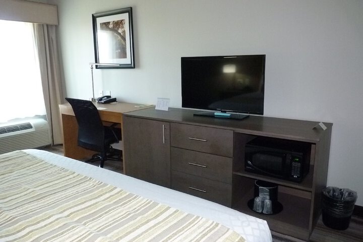 La Quinta Inn & Suites by Wyndham Paducah