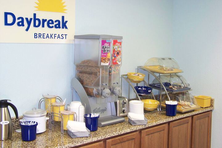 Breakfast/Coffee Service 39 of 40