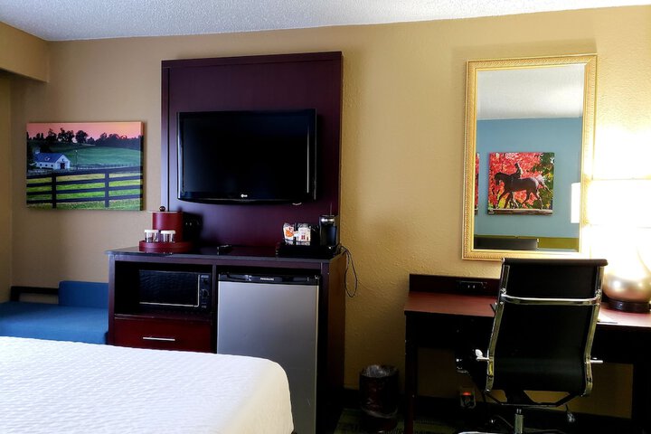 Room 78 of 131