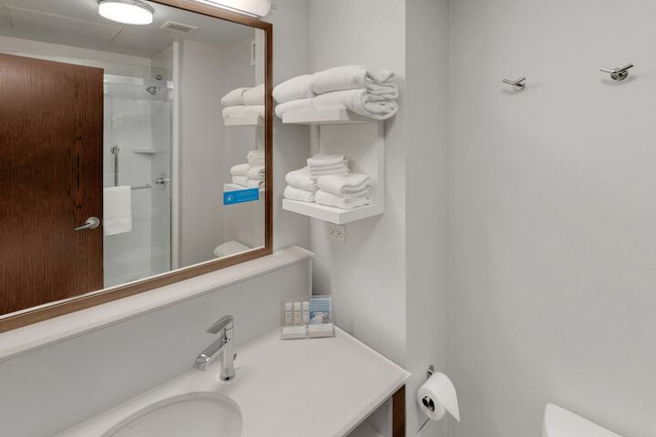 Room 15 of 35